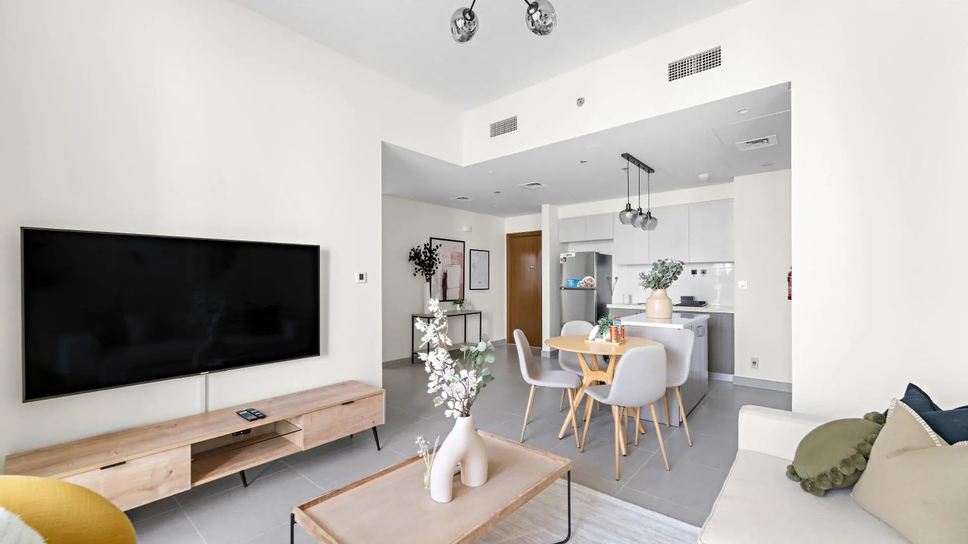 Silkhaus Heart Of Downtown 2 Bdr With Balcony Apartment Dubai