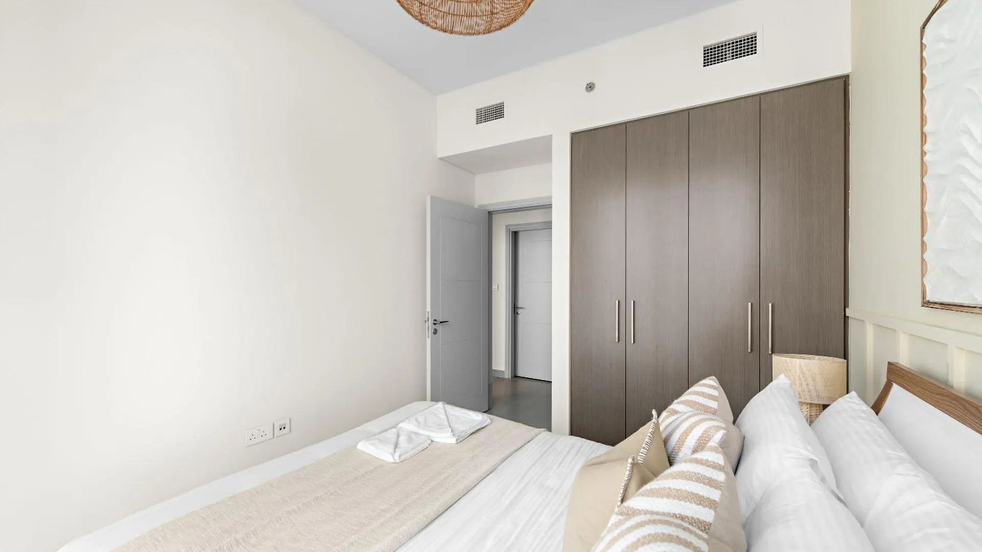 Silkhaus Heart Of Downtown 2 Bdr With Balcony Apartment Dubai