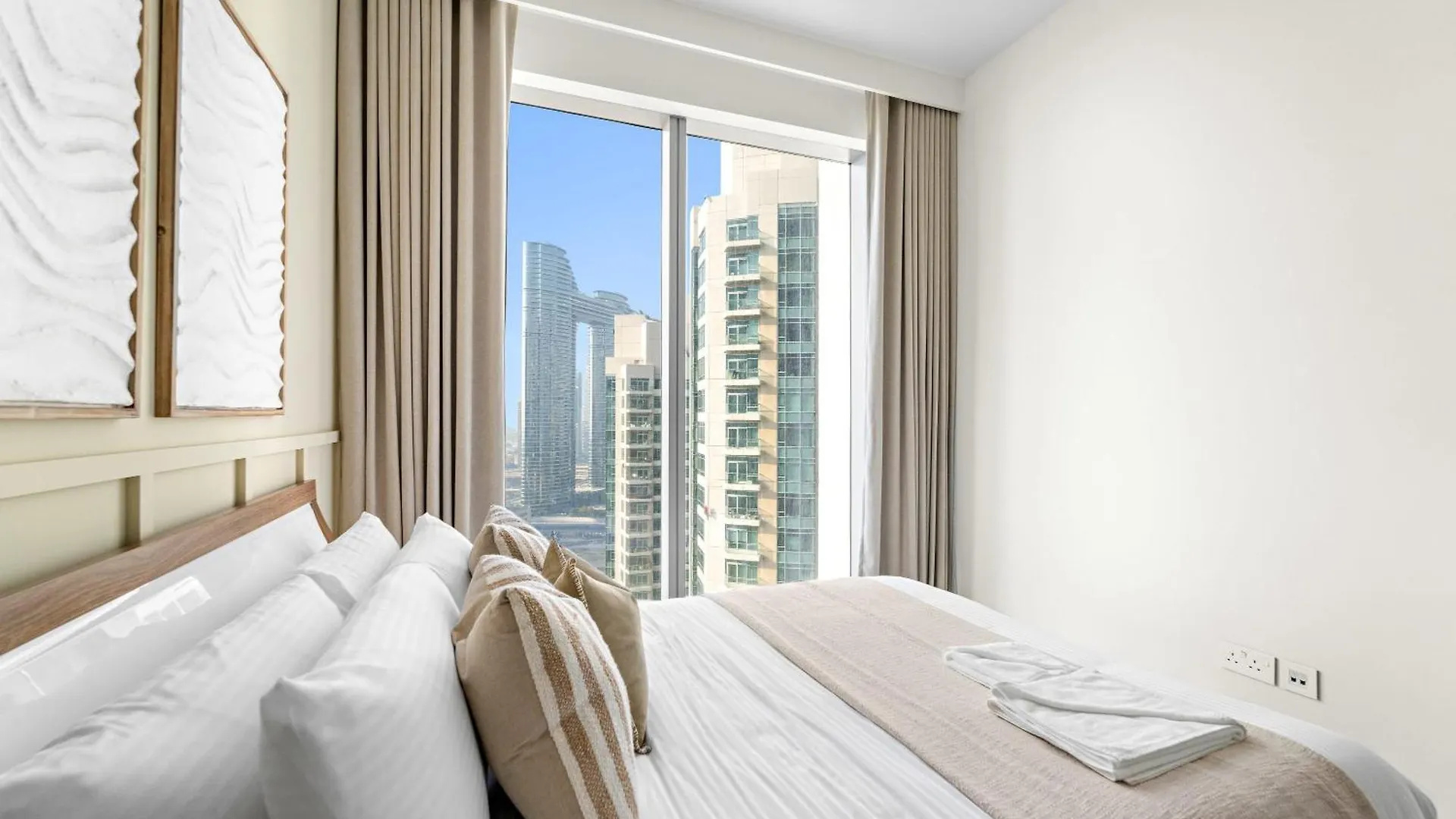 Silkhaus Heart Of Downtown 2 Bdr With Balcony Apartment Dubai